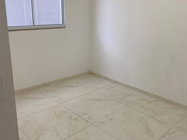 Apartamento para Venda em Linhares - 5