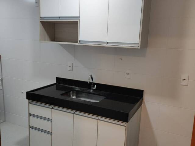 Apartamento para Venda em Linhares - 4